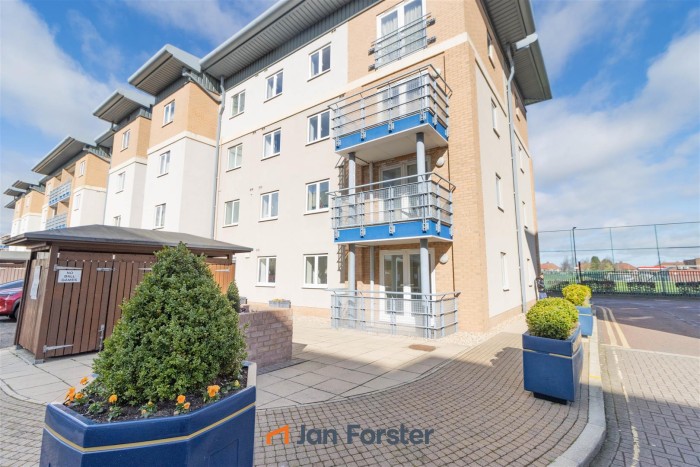 2 Bedroom Flat - Ground Floor