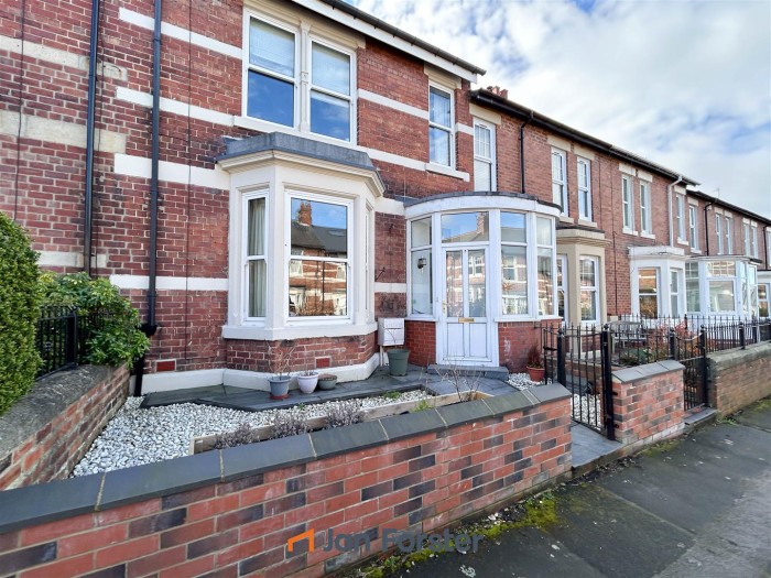 3 Bedroom House - Terraced