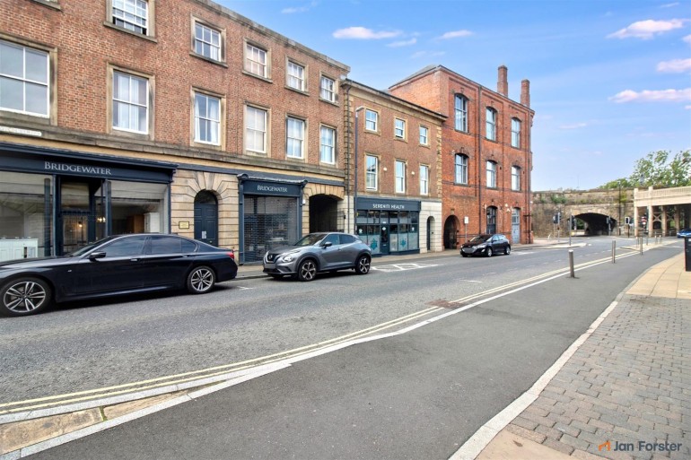 Wellington Street