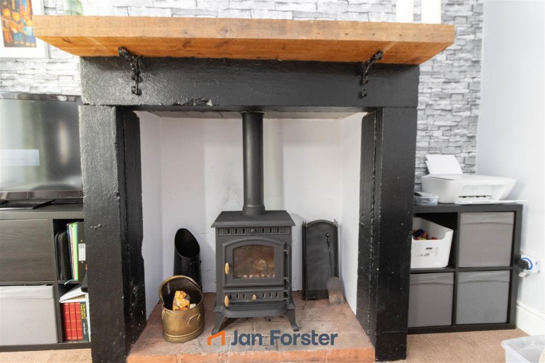 Feature Fireplace