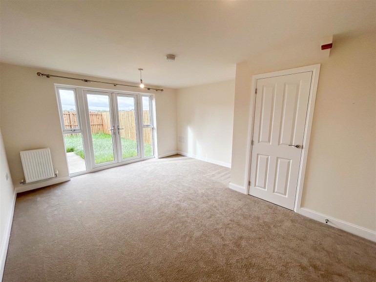 Lounge Dining Room
