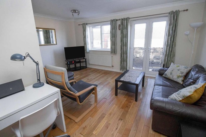 3 Bedroom House - End Terrace