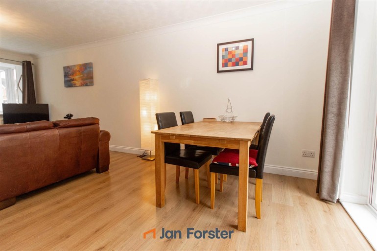 Lounge Dining Room