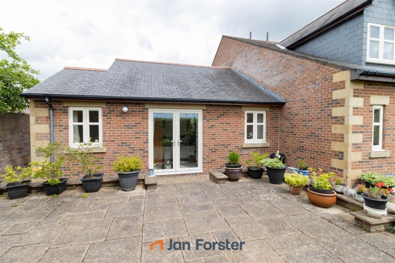 Rear Garden/Annex