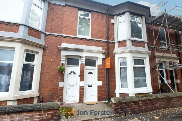 2 Bedroom Flat - Ground Floor