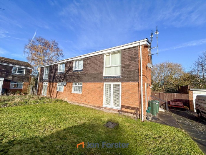 2 Bedroom Flat - Ground Floor